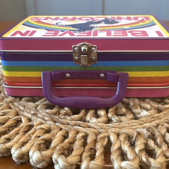 I Believe in Unicorns Lunch Box - Metal Embossed Rainbows Tin Discontinued Model - Picture 7 of 11